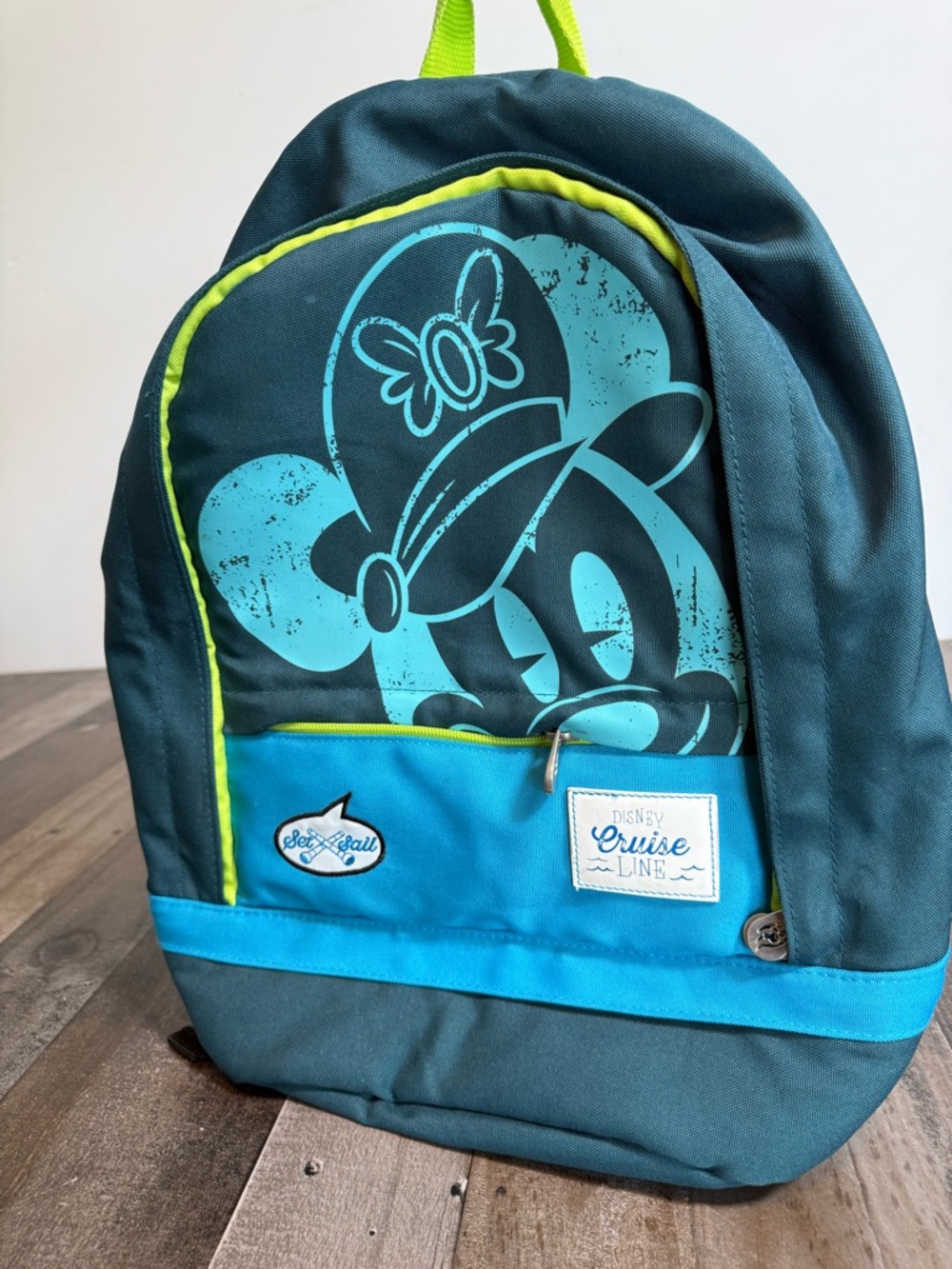 Disney Cruise Line Minnie Mouse Backpack Travel Bag DCL Park Exclusive‎ Vacation